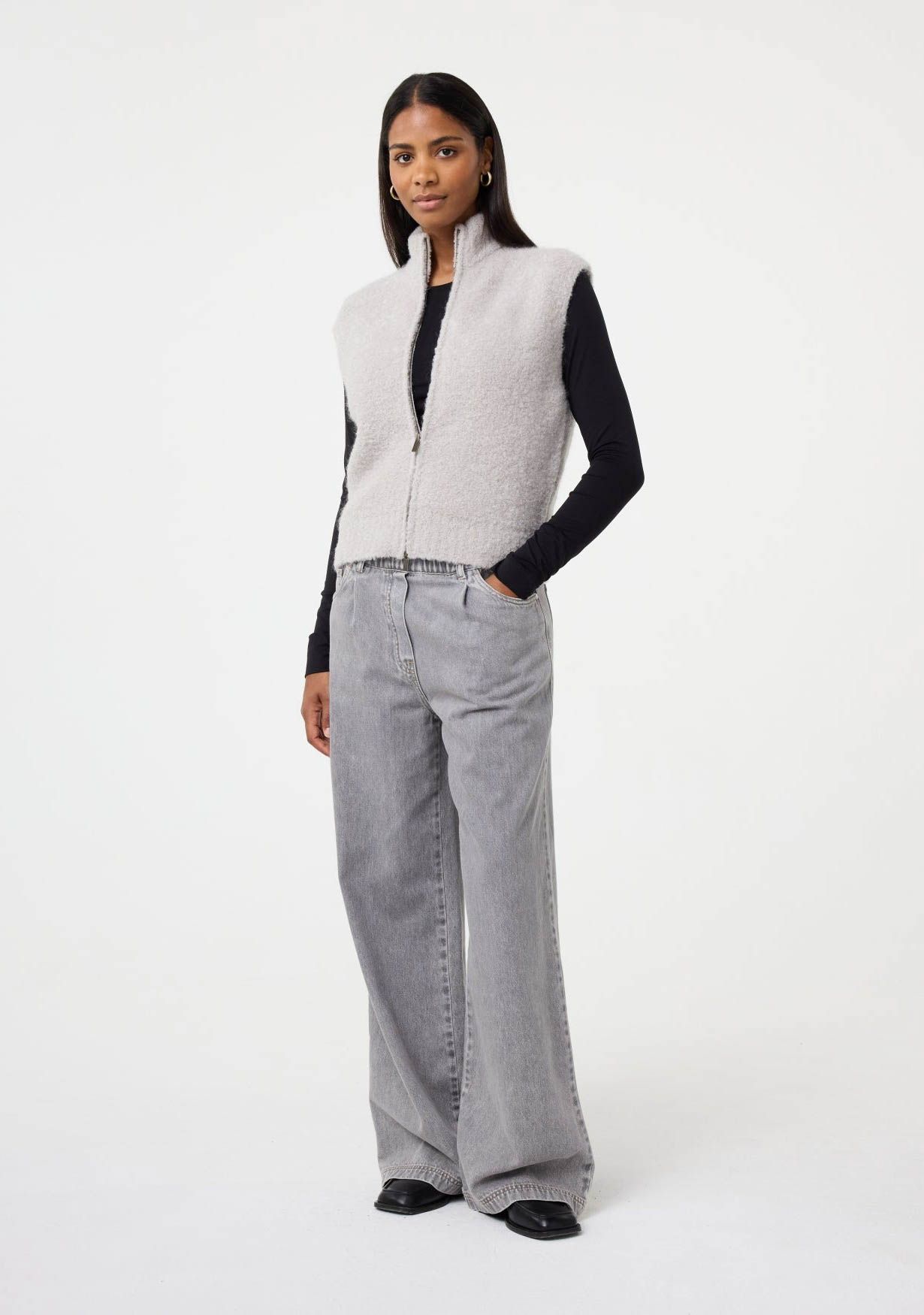 KNIT-TED GILET
