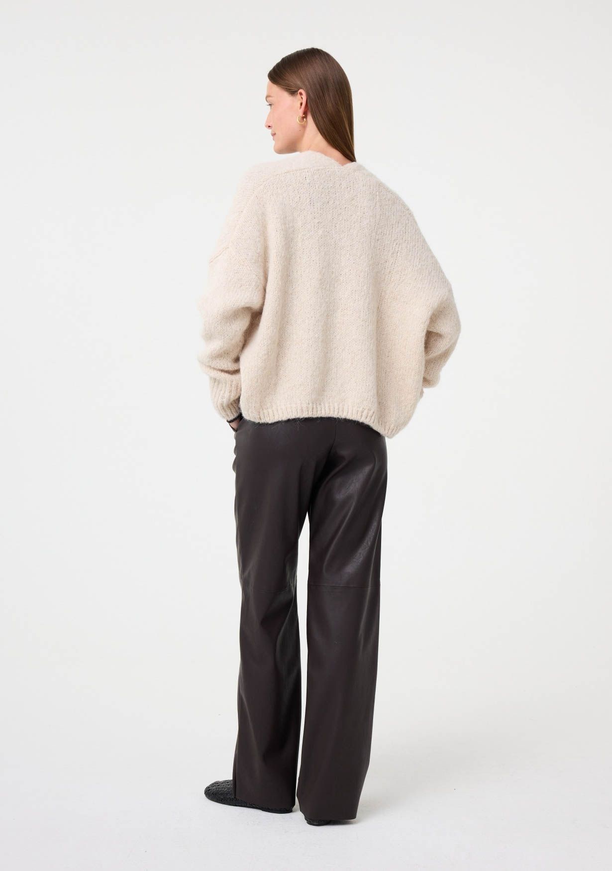 KNIT-TED VEST