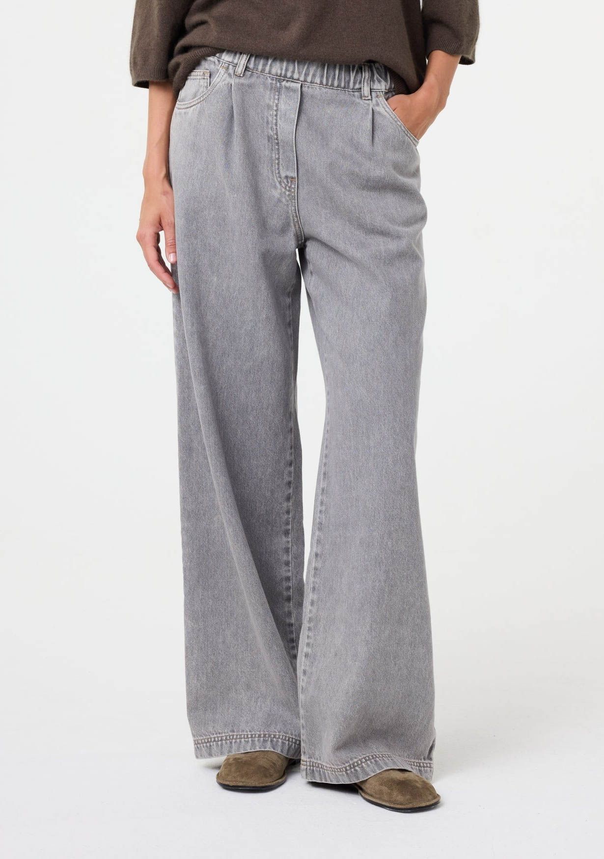 KNIT-TED JEANS