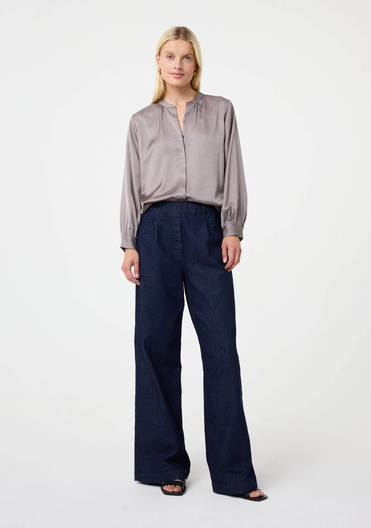 KNIT-TED BLOUSE