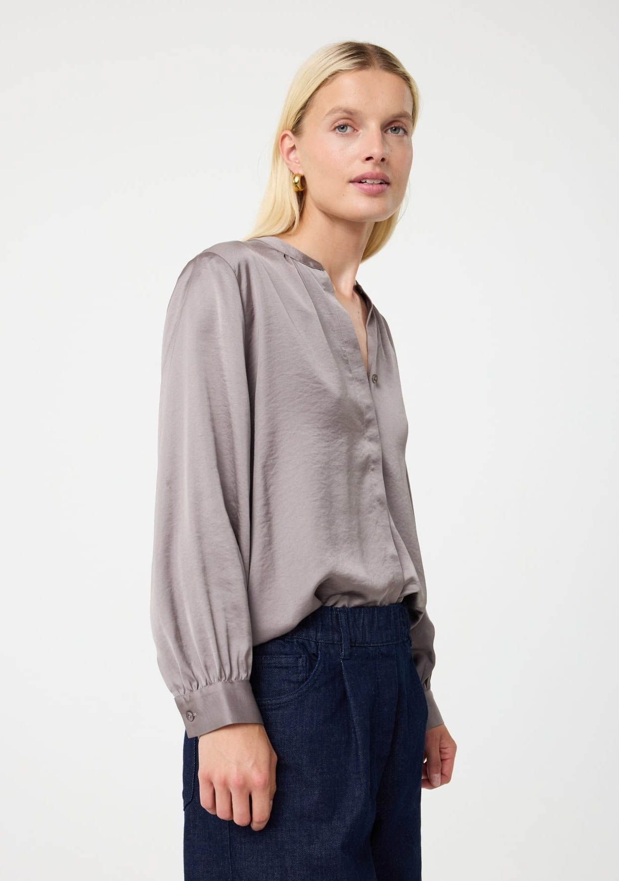 KNIT-TED BLOUSE