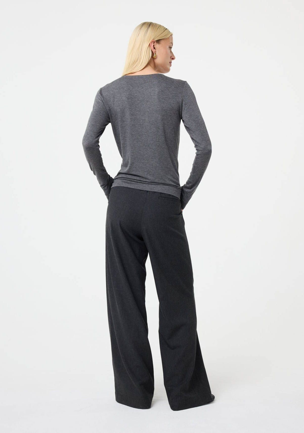 KNIT-TED SHIRT