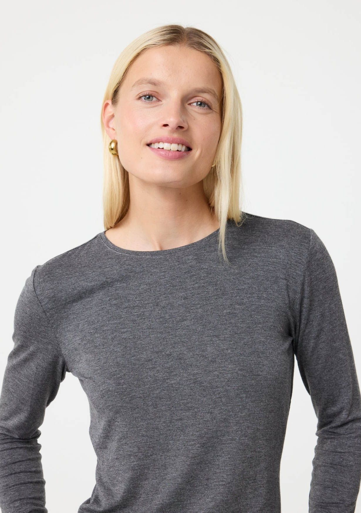 KNIT-TED SHIRT