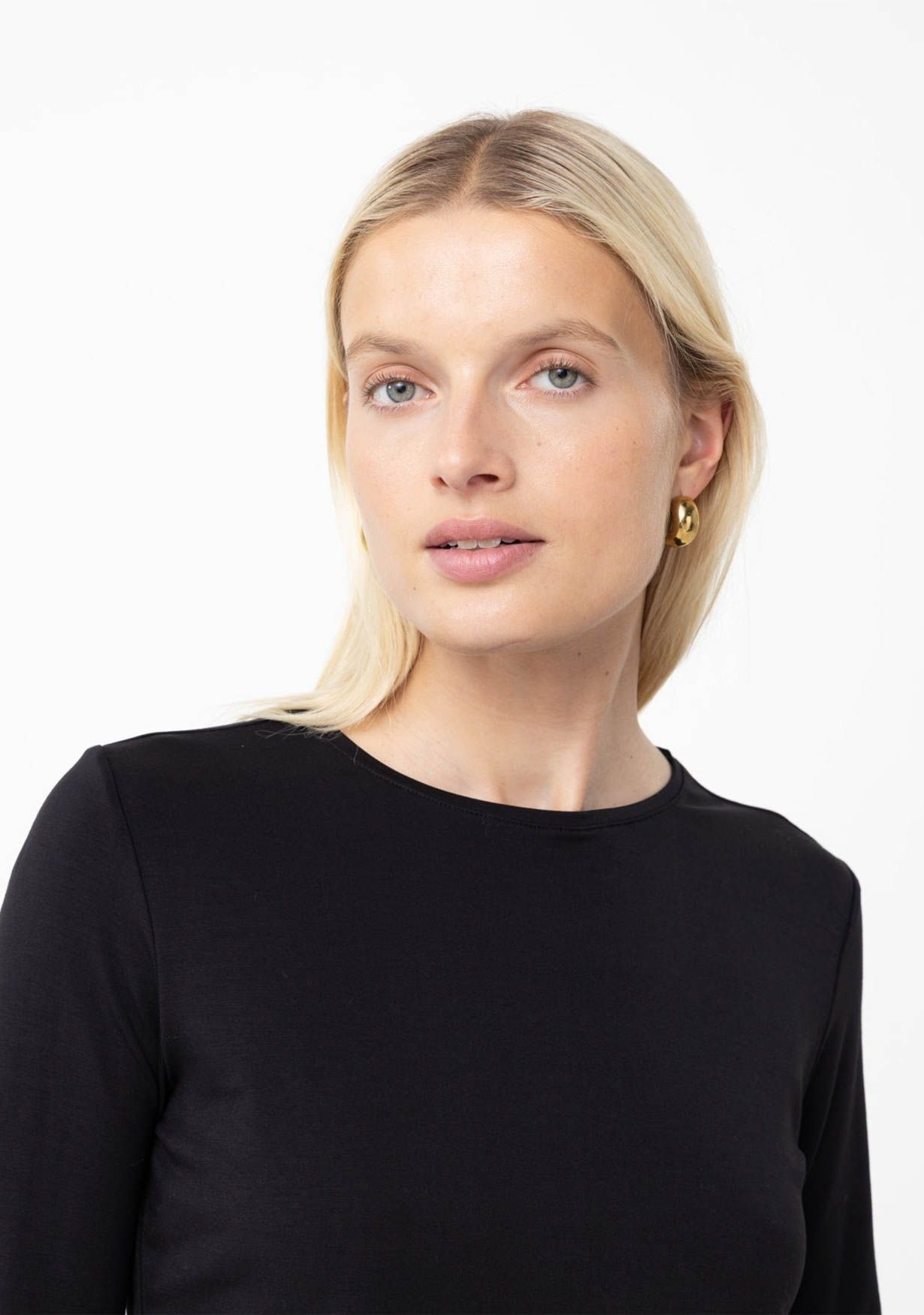 KNIT-TED SHIRT