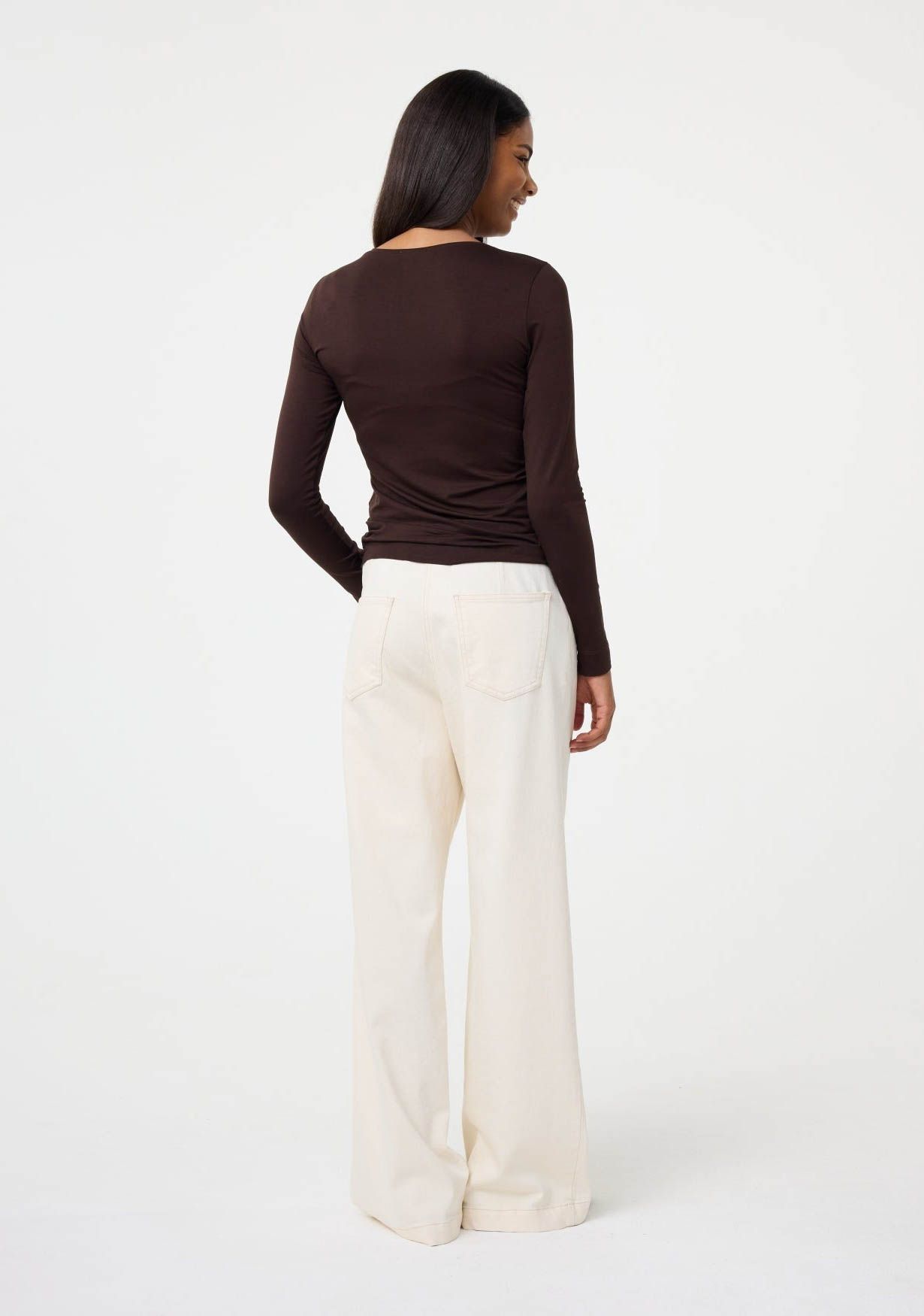 KNIT-TED SHIRT