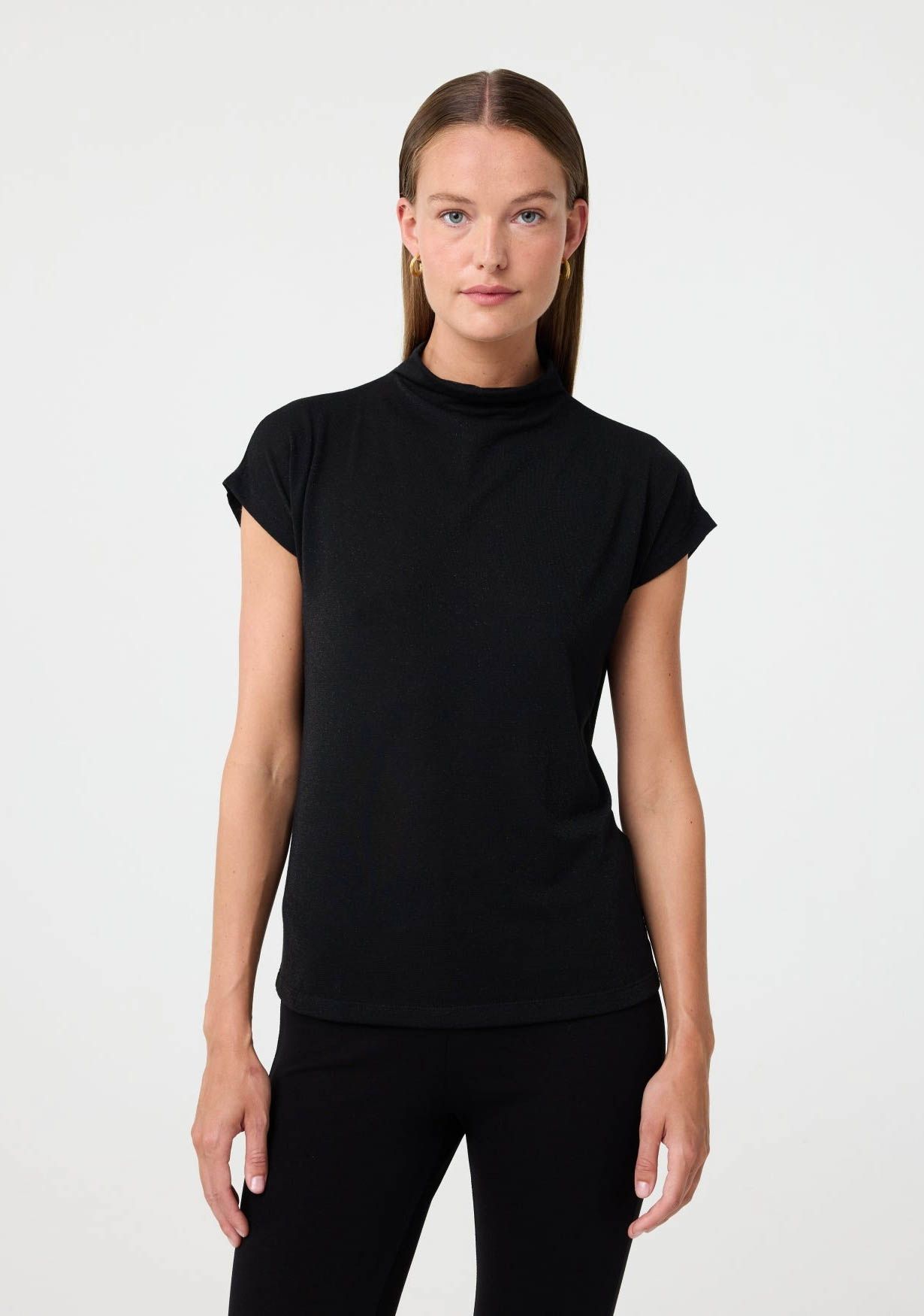 KNIT-TED SHIRT
