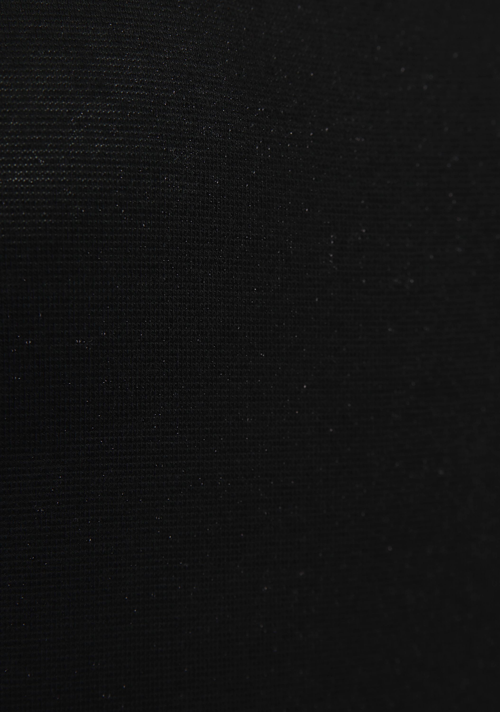 KNIT-TED SHIRT