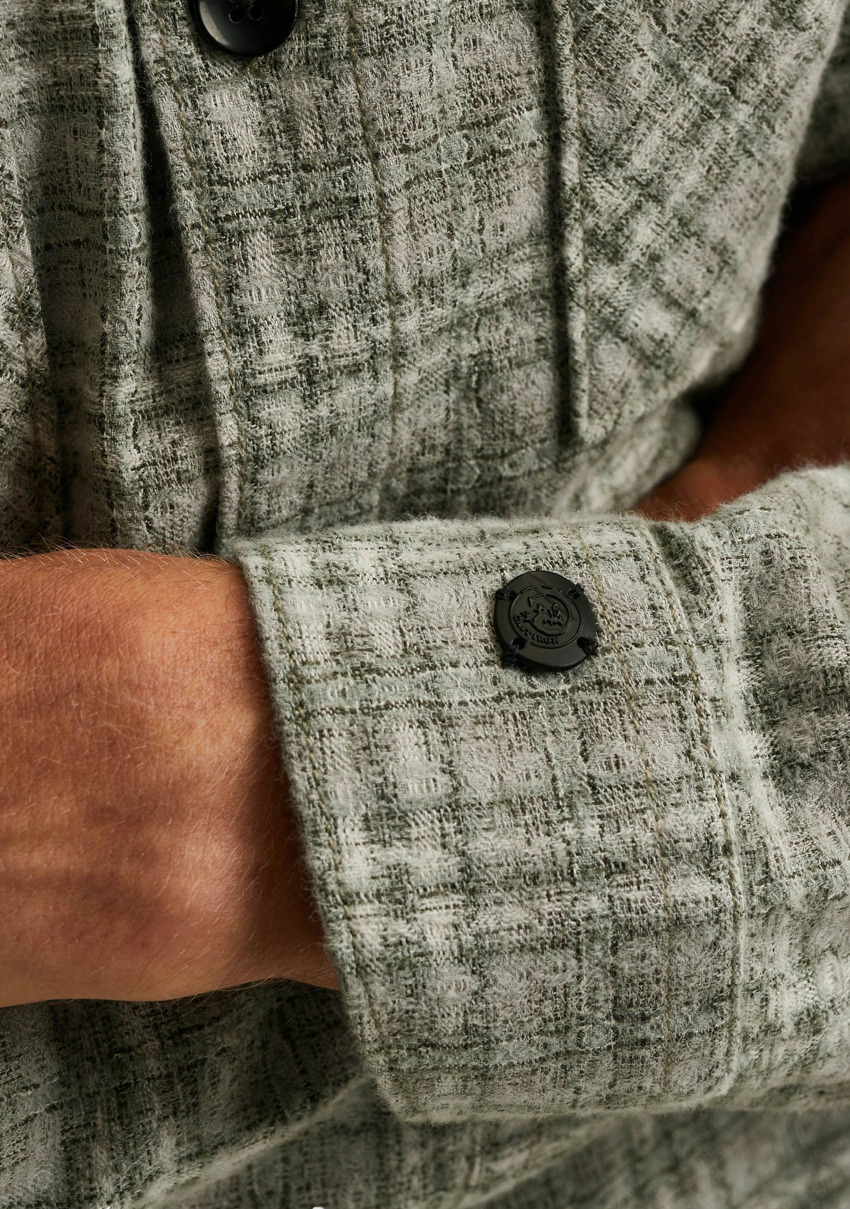 CAST IRON OVERSHIRT