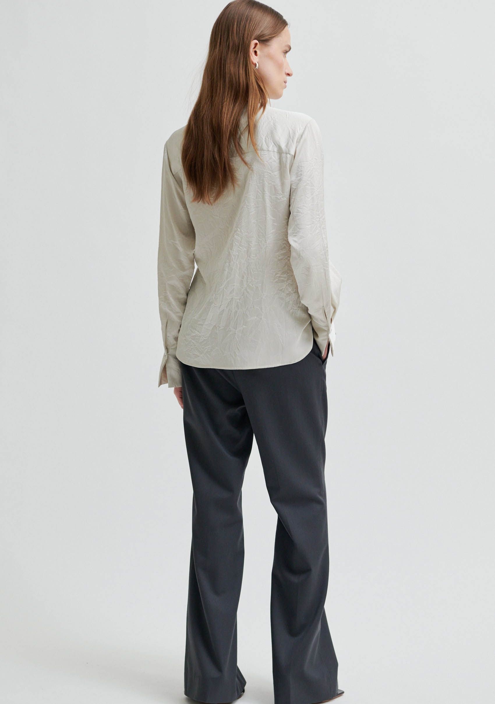 SECOND FEMALE BLOUSE SECOND FEMALE BLOUSE