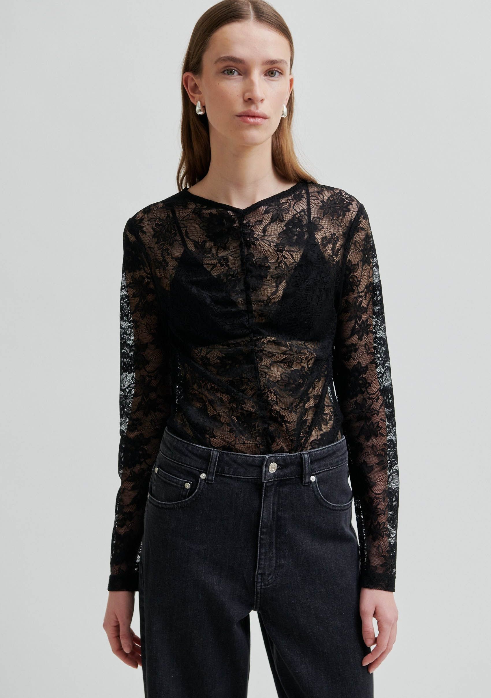 SECOND FEMALE SHIRT SECOND FEMALE SHIRT