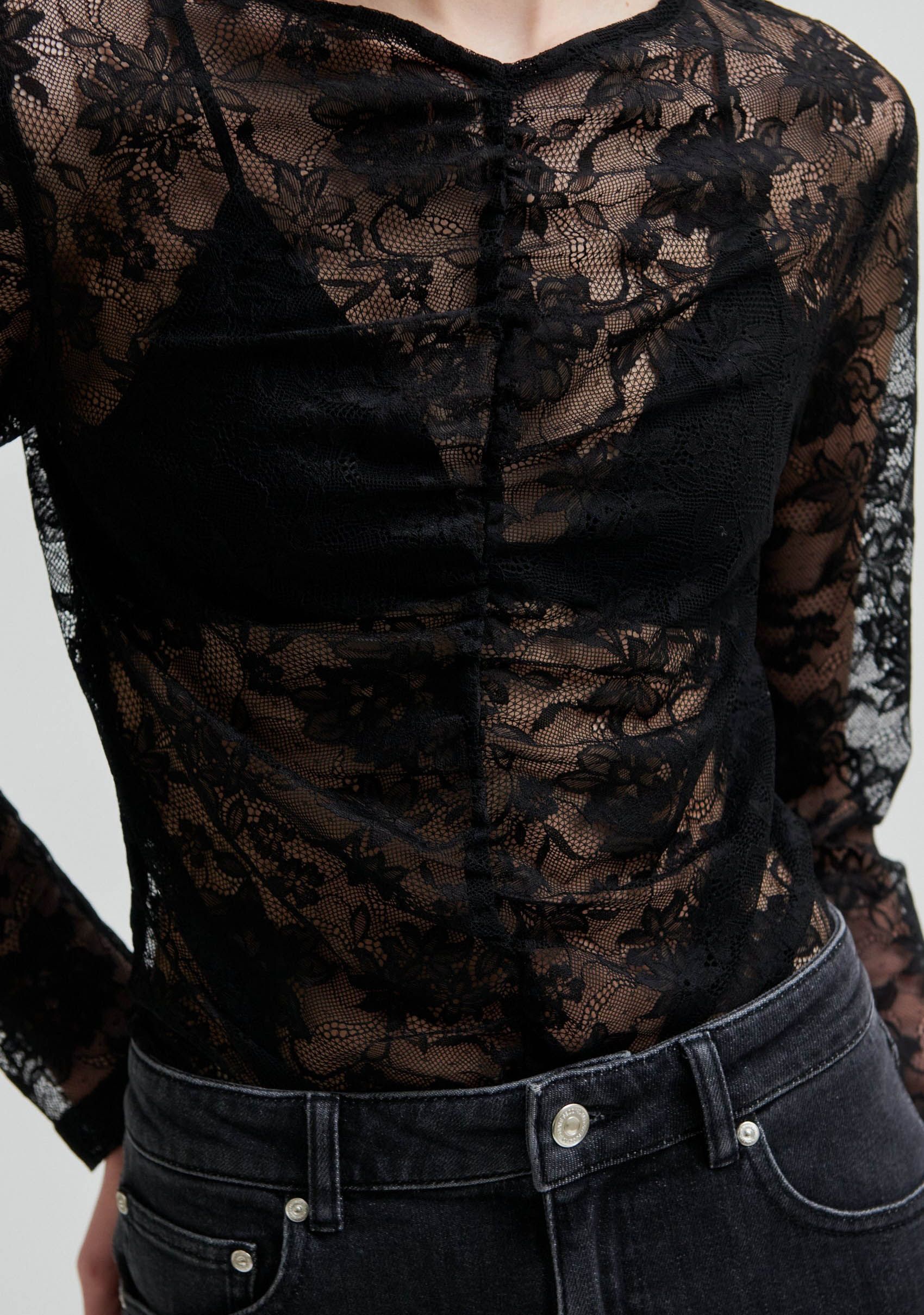 SECOND FEMALE SHIRT SECOND FEMALE SHIRT