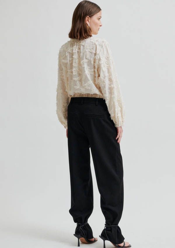 SECOND FEMALE BLOUSE