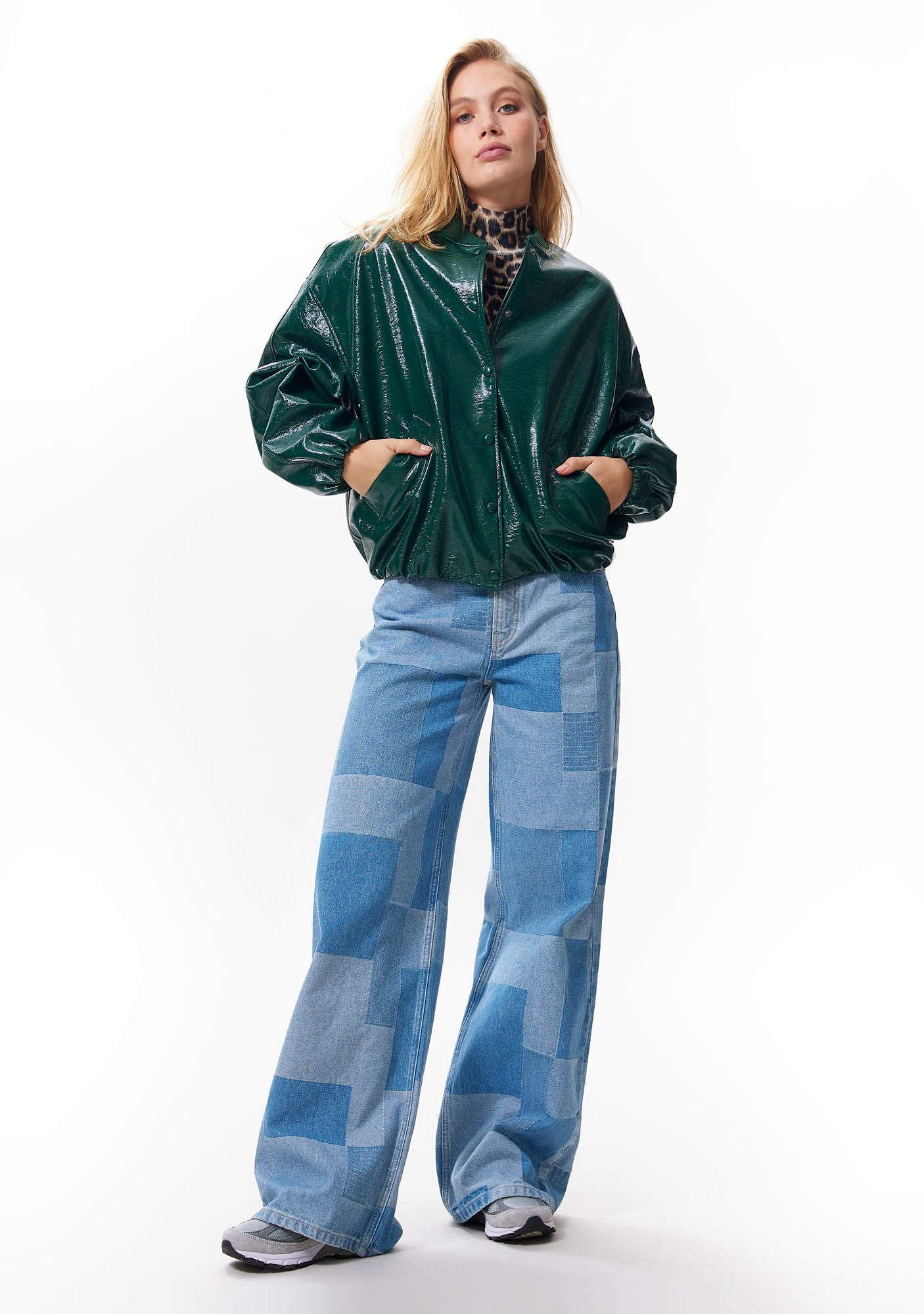 CATWALK JUNKIE BOMBERJACK