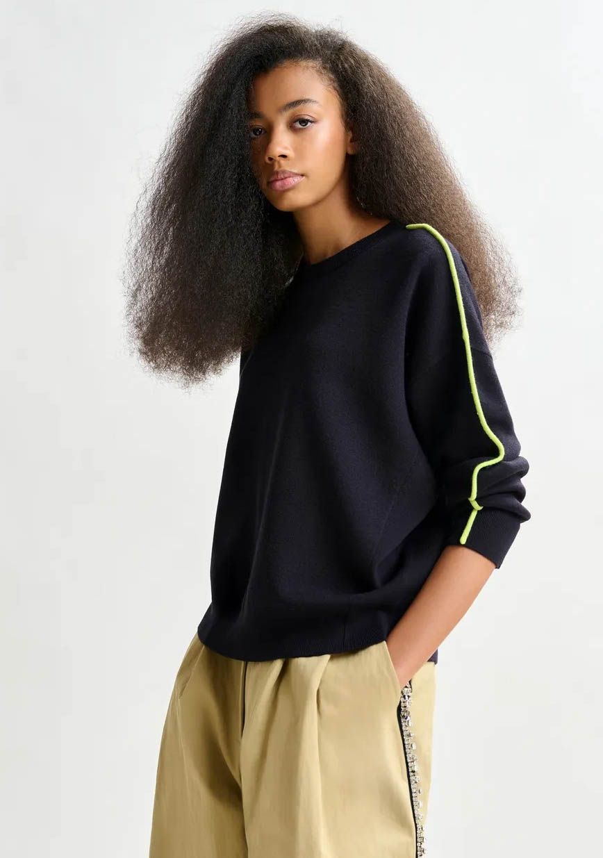 ESSENTIEL ANTWERP TRUI