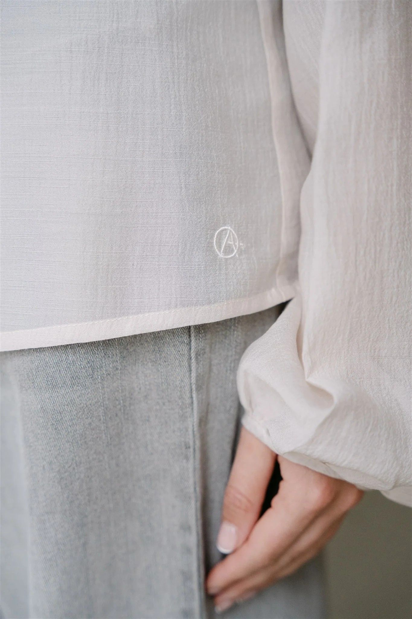 AIMEE THE LABEL BLOUSE