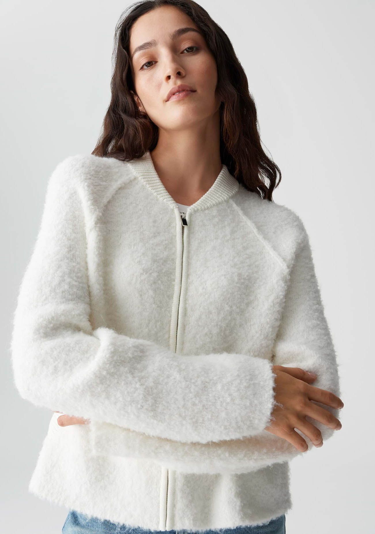 OPUS VEST