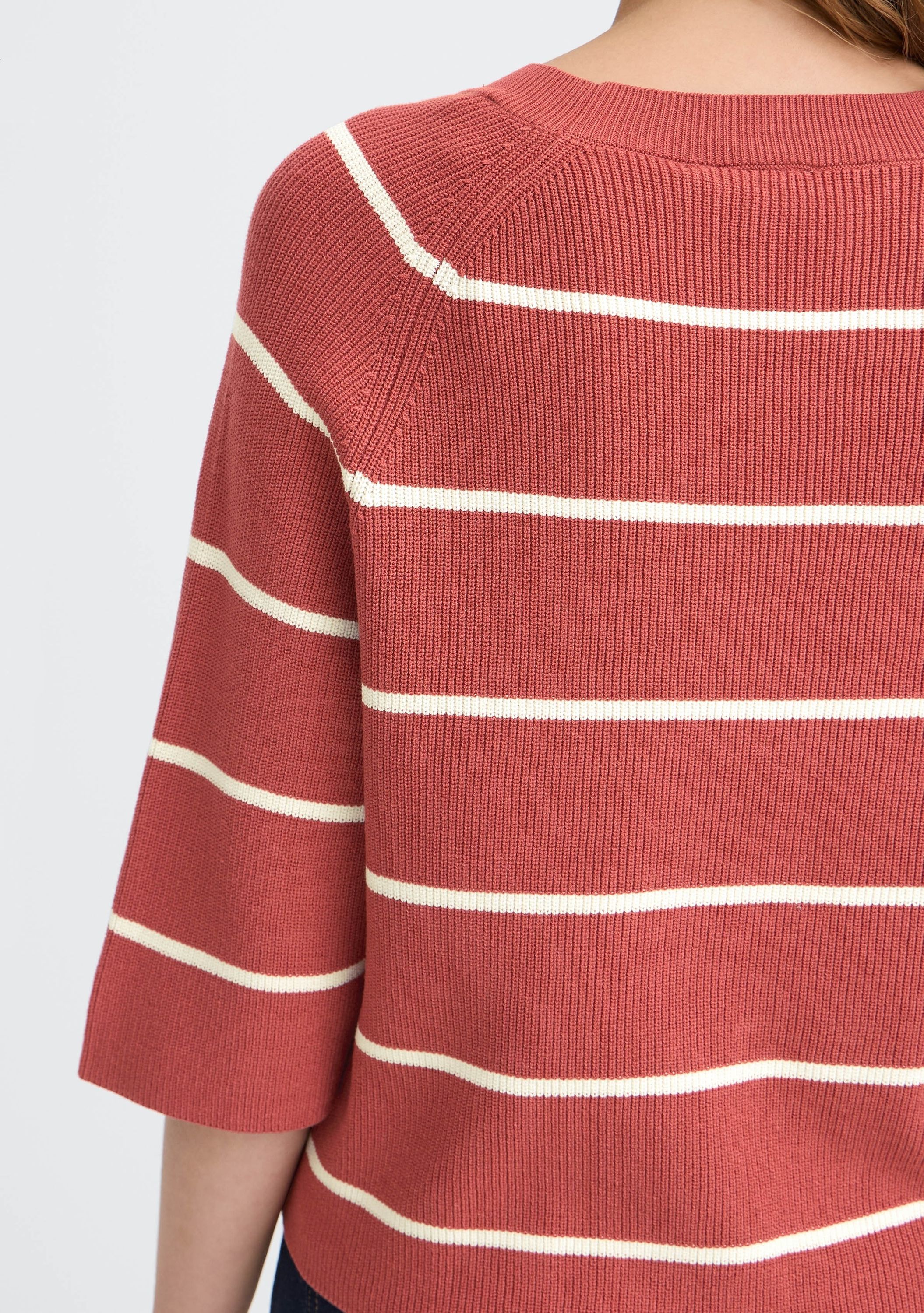 ICHI TRUI KORTE MOUW