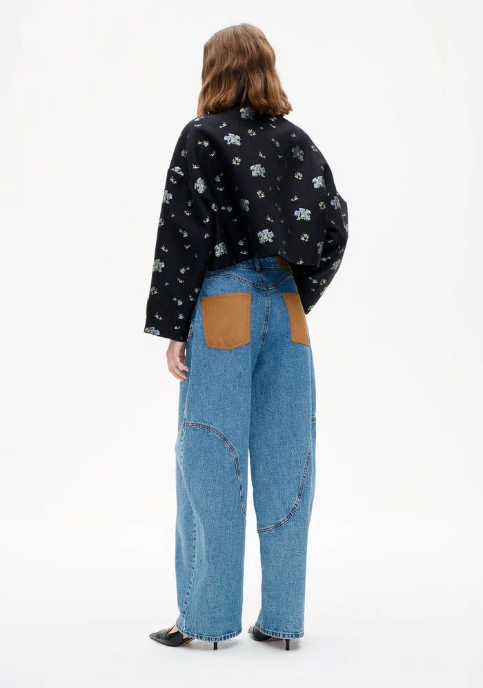 BAUM UND PFERDGARTEN JASJE