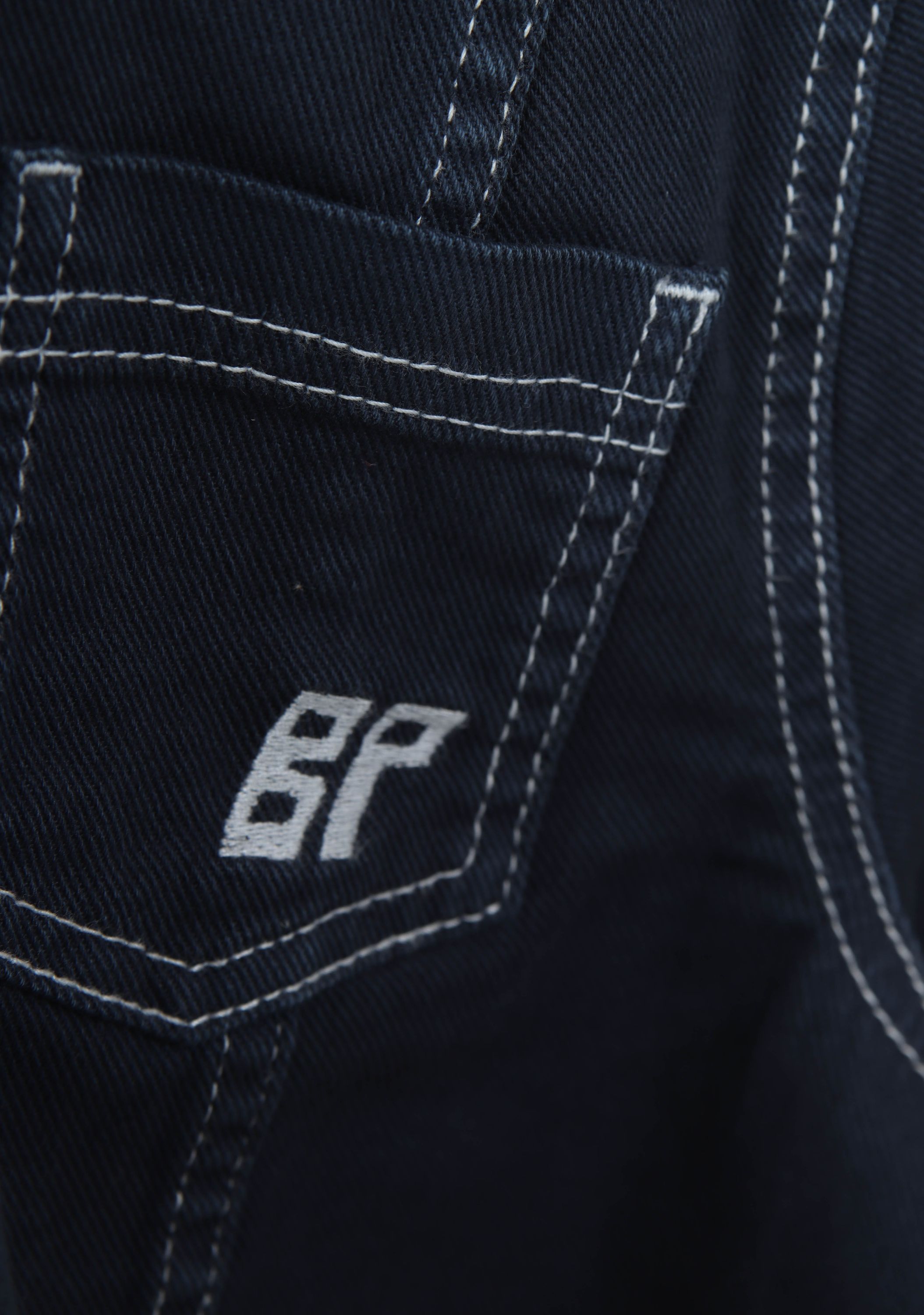 BAUM UND PFERDGARTEN SHIRT