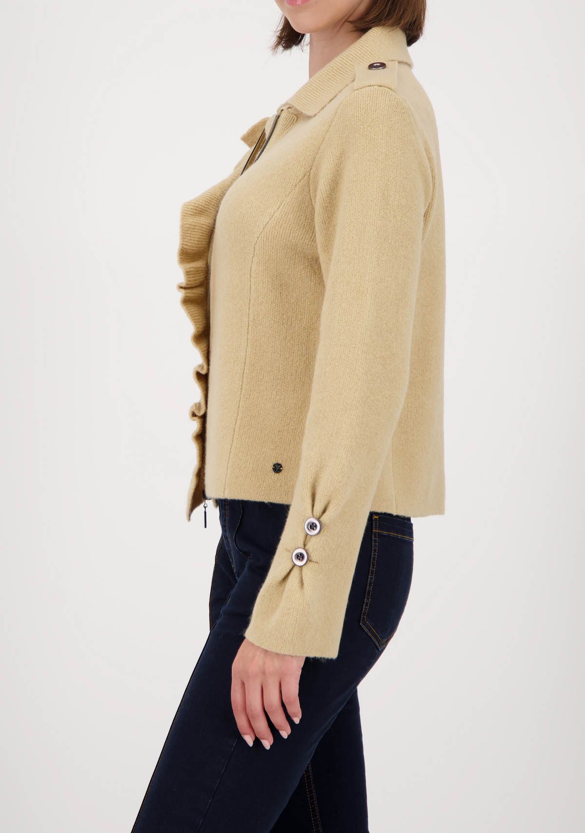MONARI VEST
