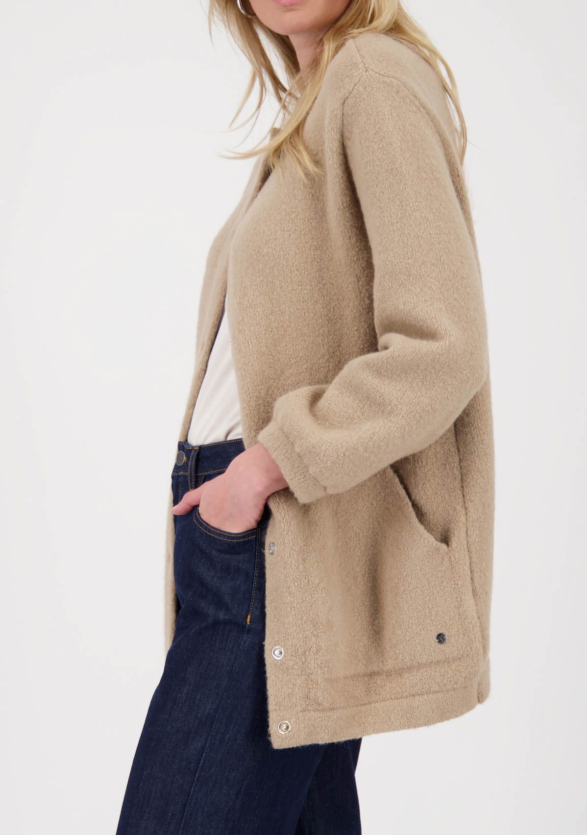 MONARI VEST