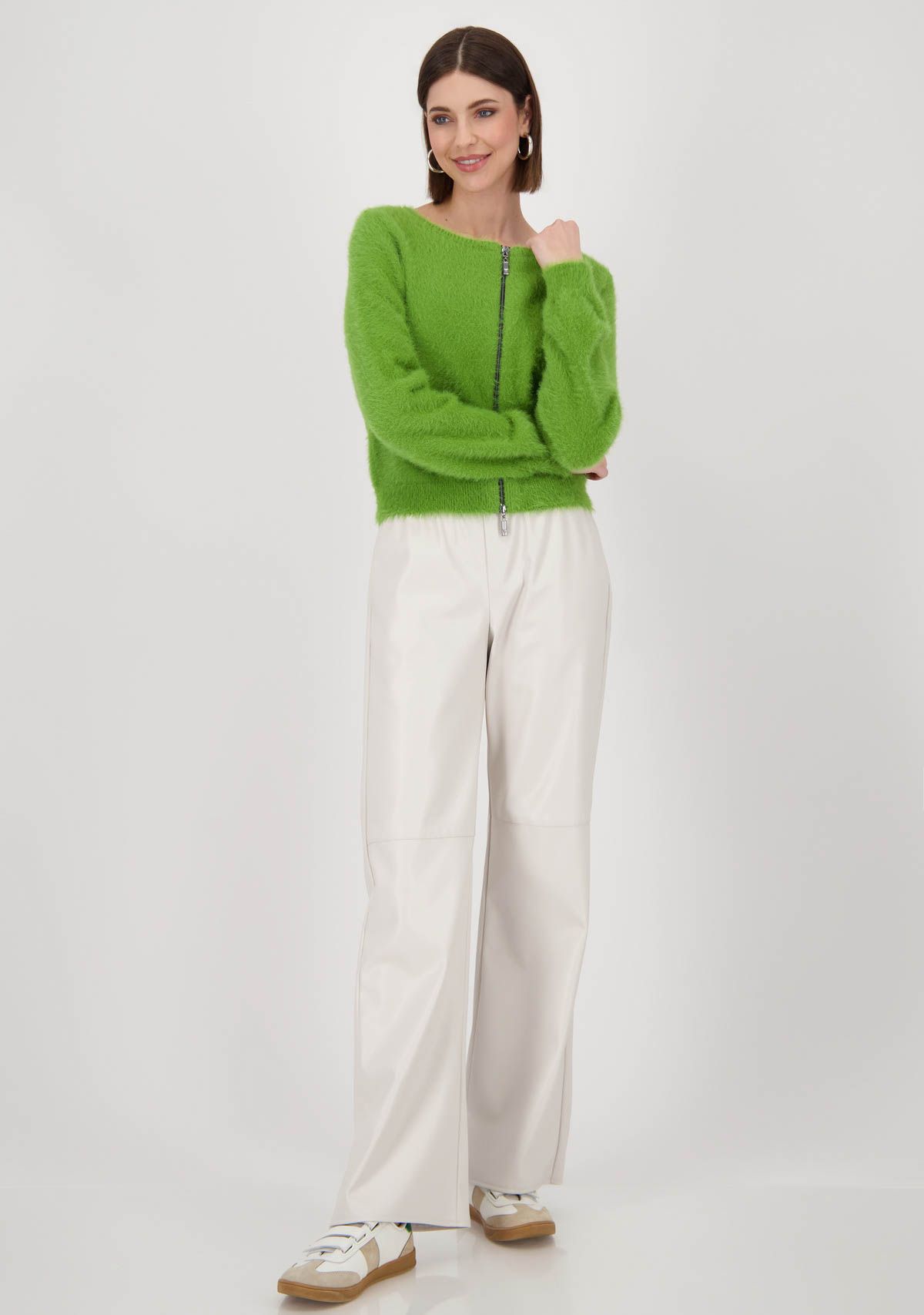 MONARI VEST