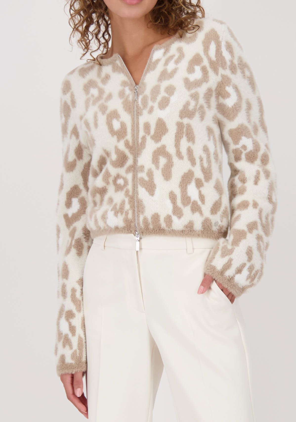 MONARI VEST