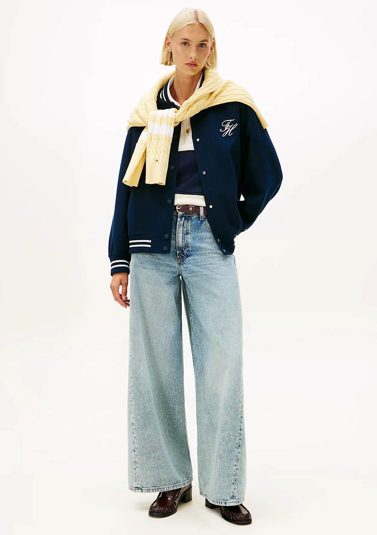 TOMMY HILFIGER JEANS