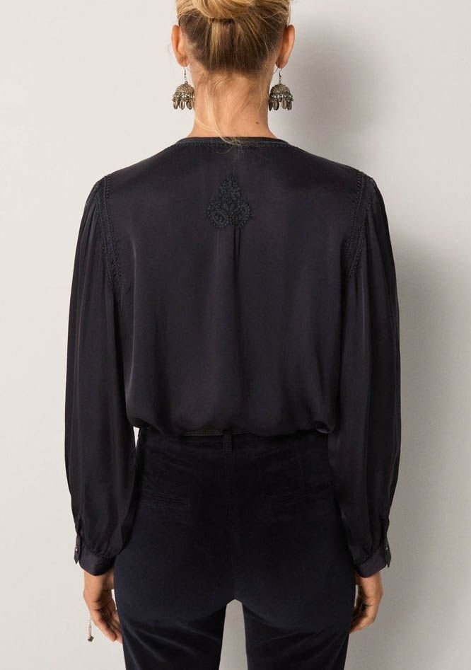MAISON HOTEL BLOUSE