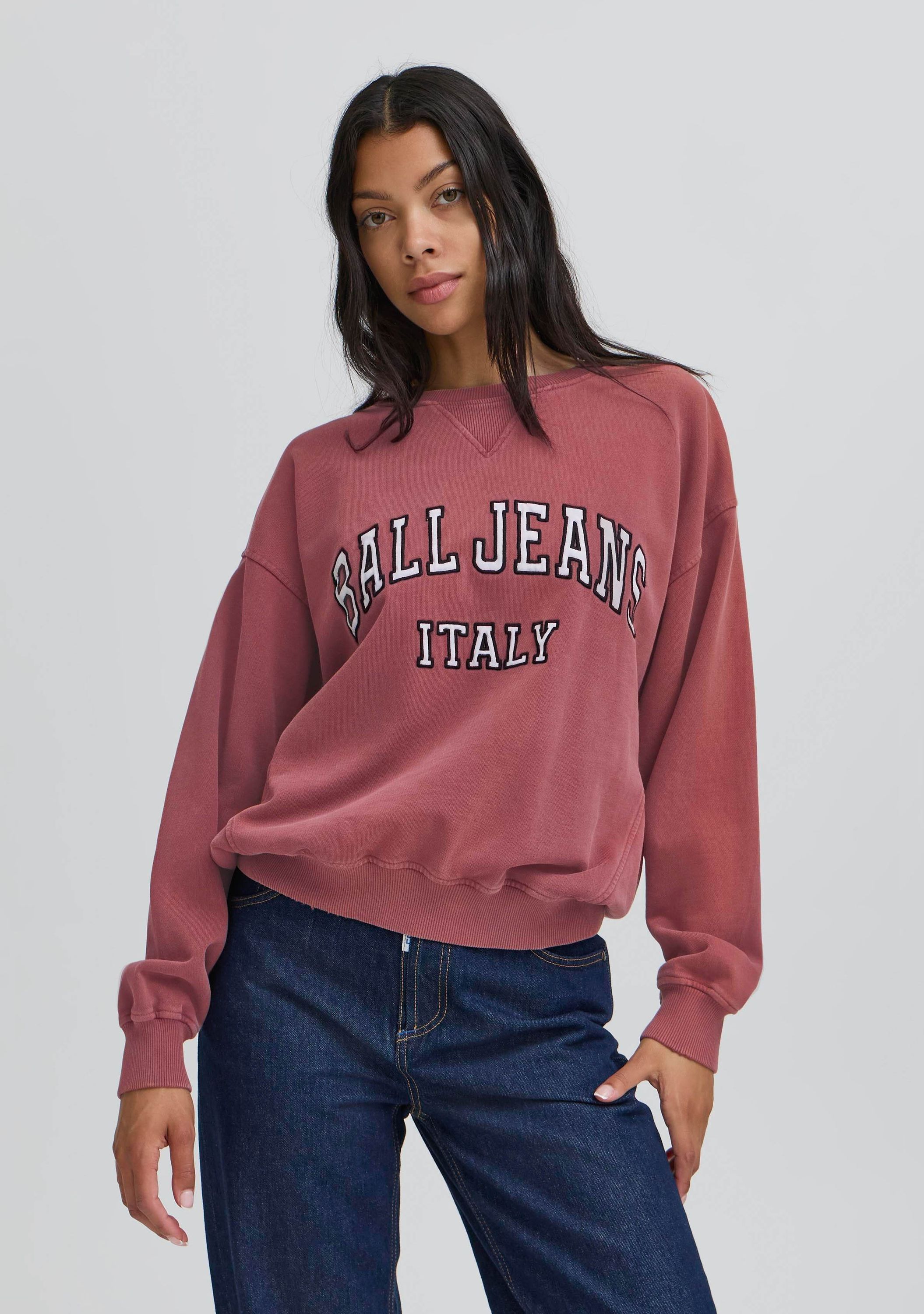 BALL SWEATER