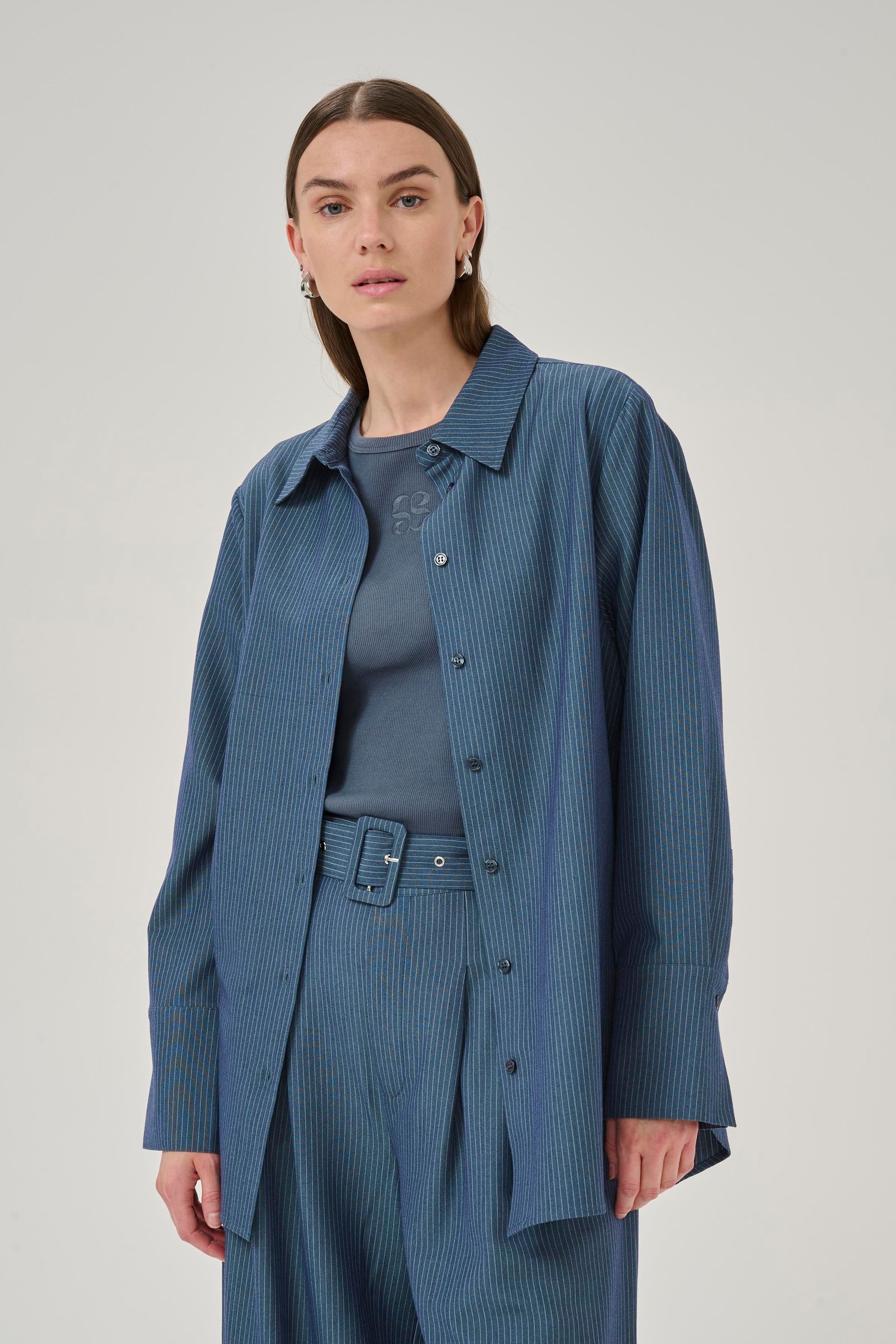 MY ESSENTIAL WARDROBE BLOUSE