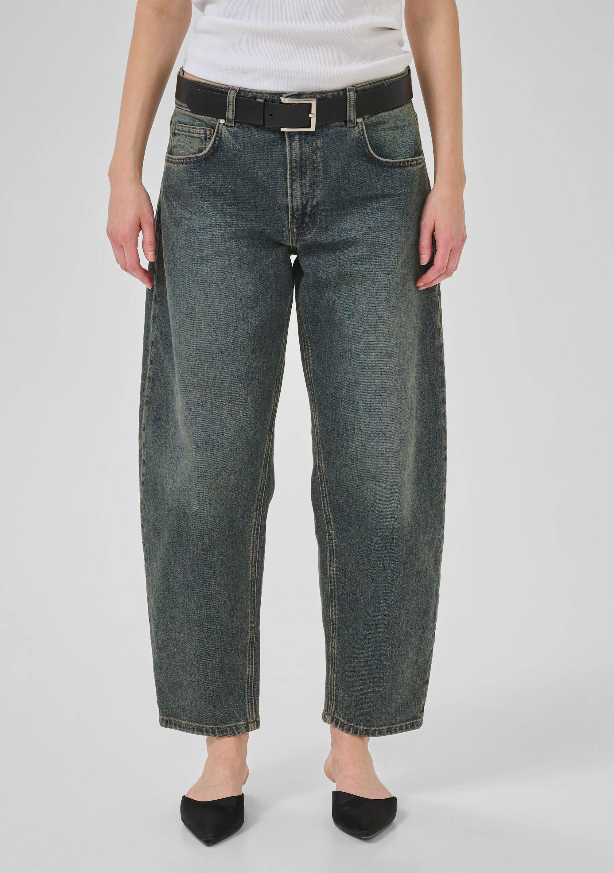 MY ESSENTIAL WARDROBE JEANS