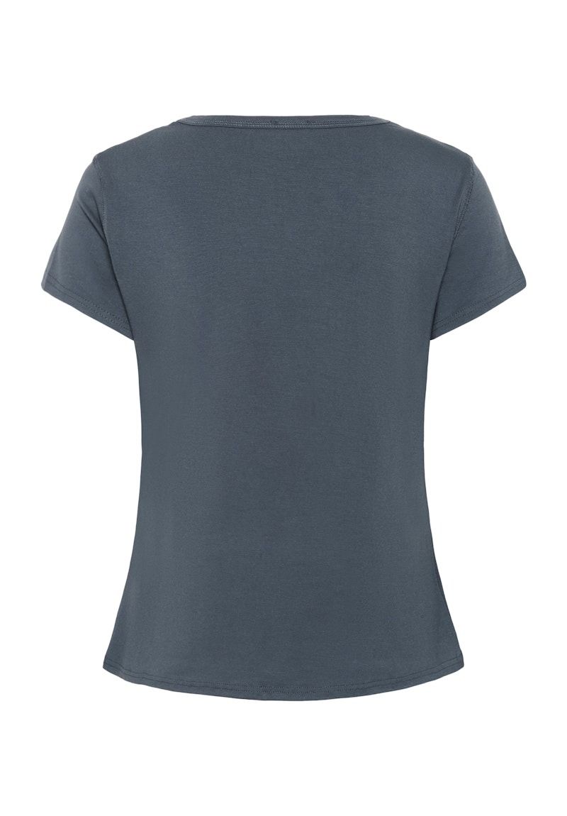 MY ESSENTIAL WARDROBE SHIRT