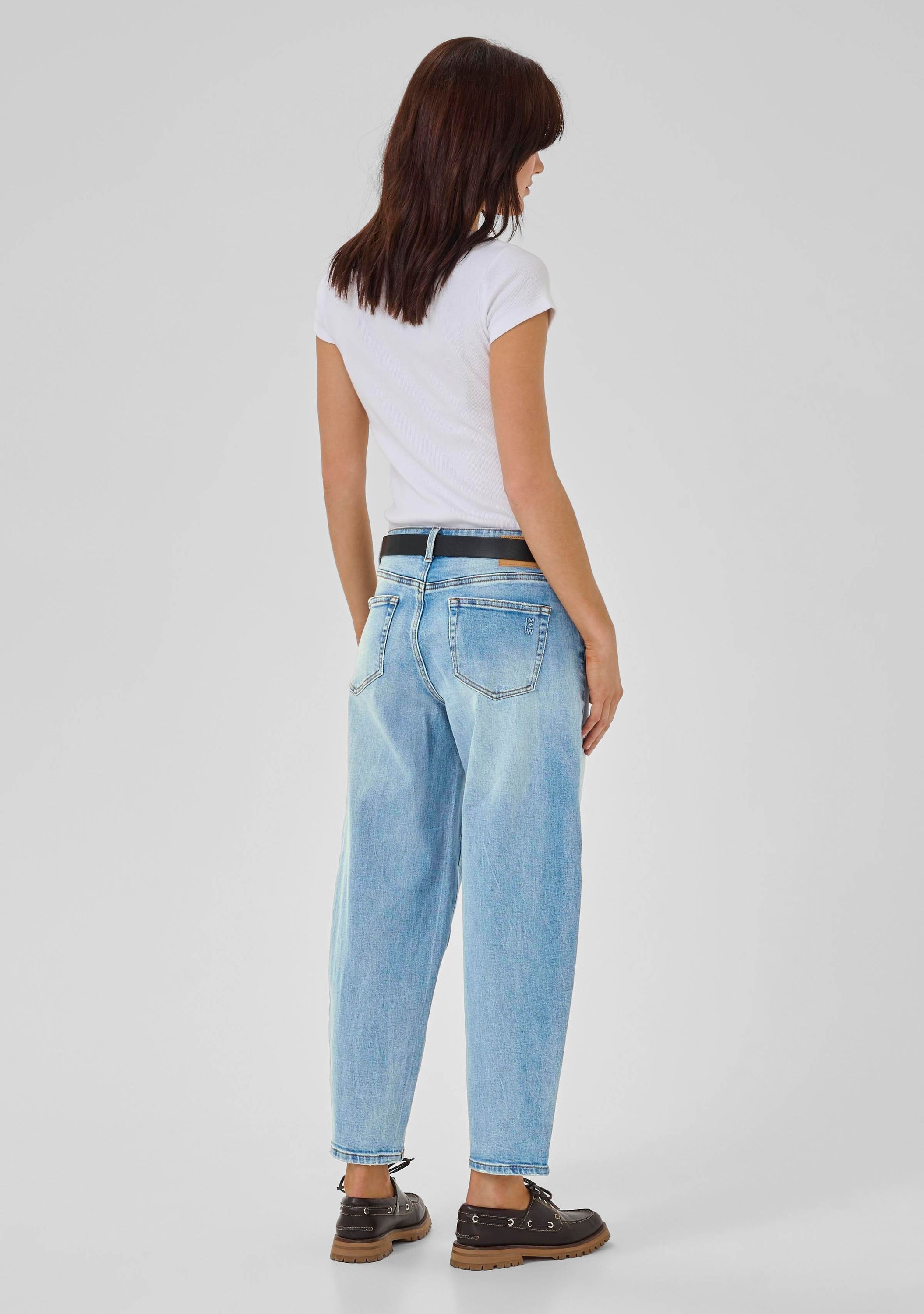 MY ESSENTIAL WARDROBE JEANS