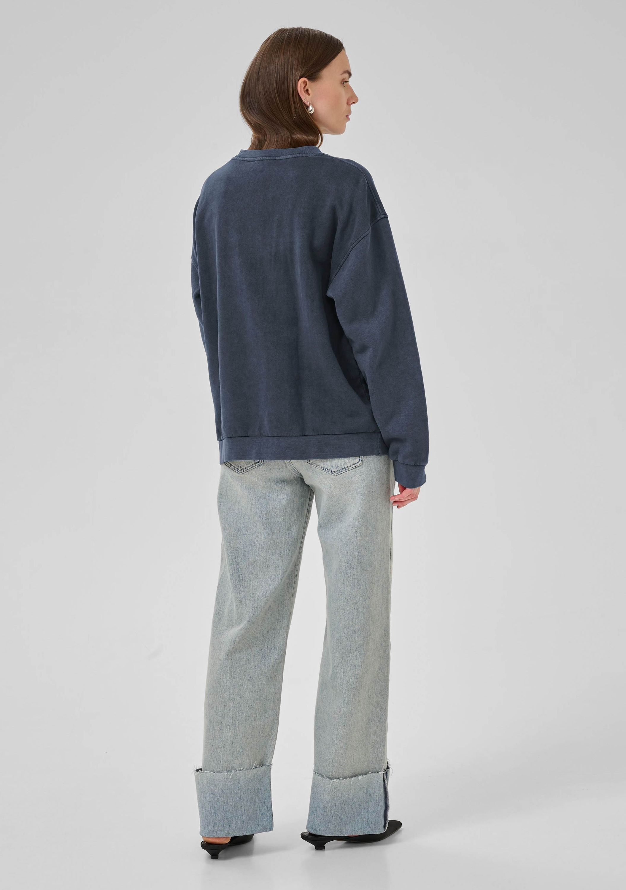 MY ESSENTIAL WARDROBE SWEATER
