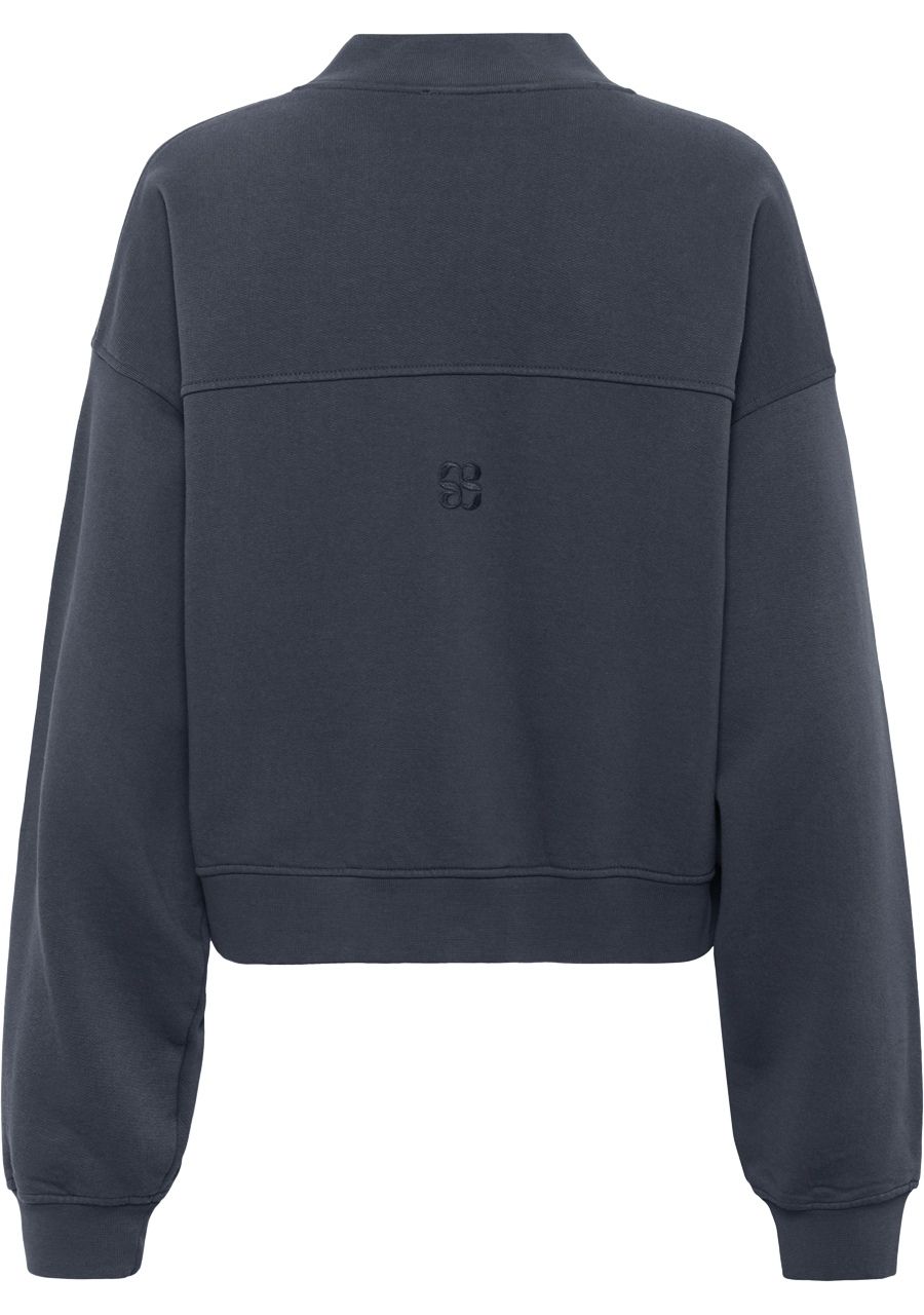 MY ESSENTIAL WARDROBE SWEATER