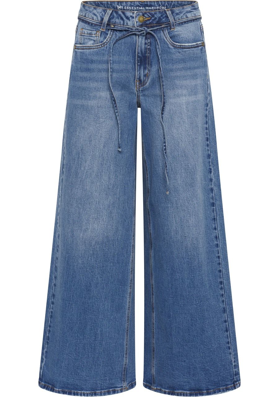 MY ESSENTIAL WARDROBE JEANS