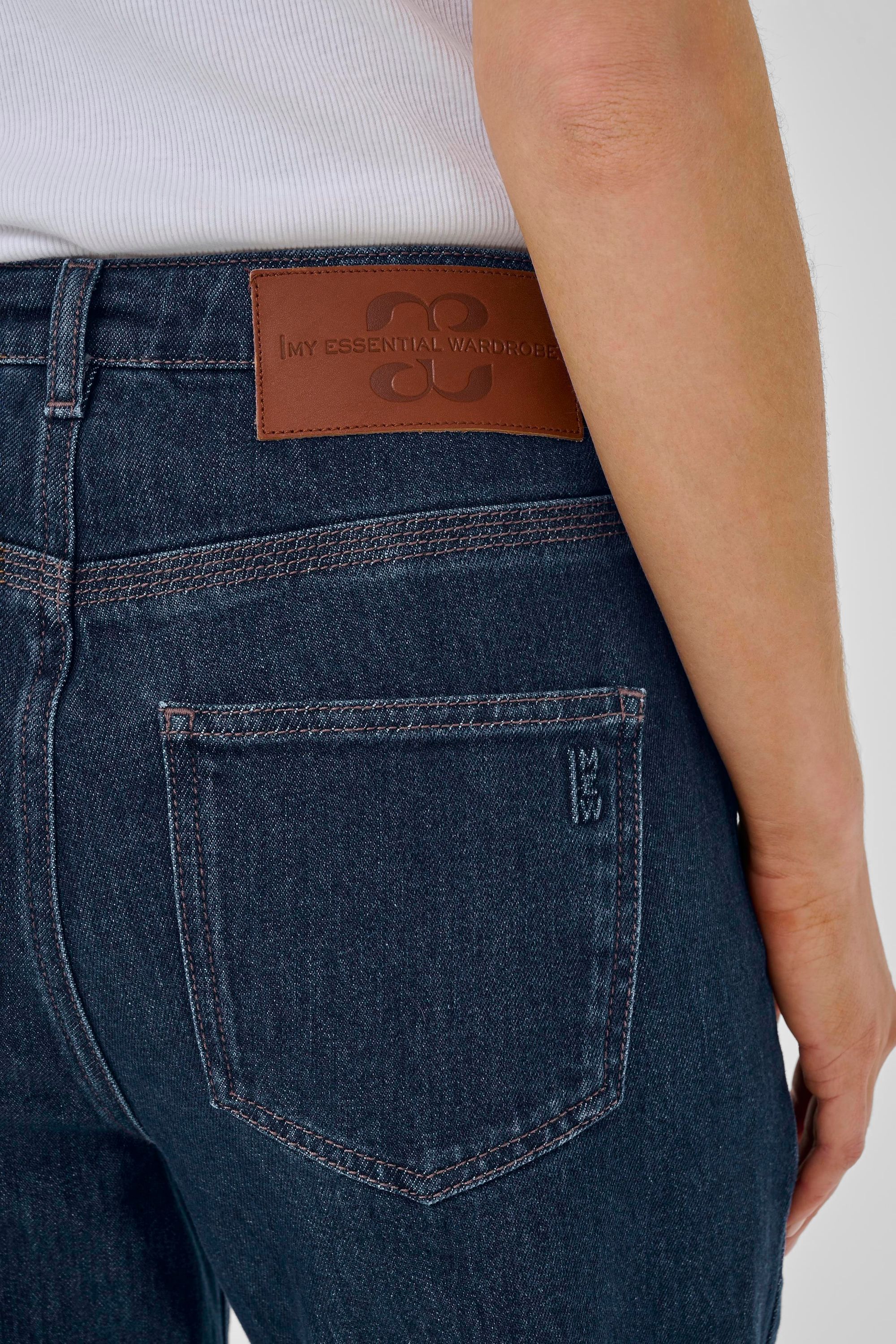 MY ESSENTIAL WARDROBE JEANS