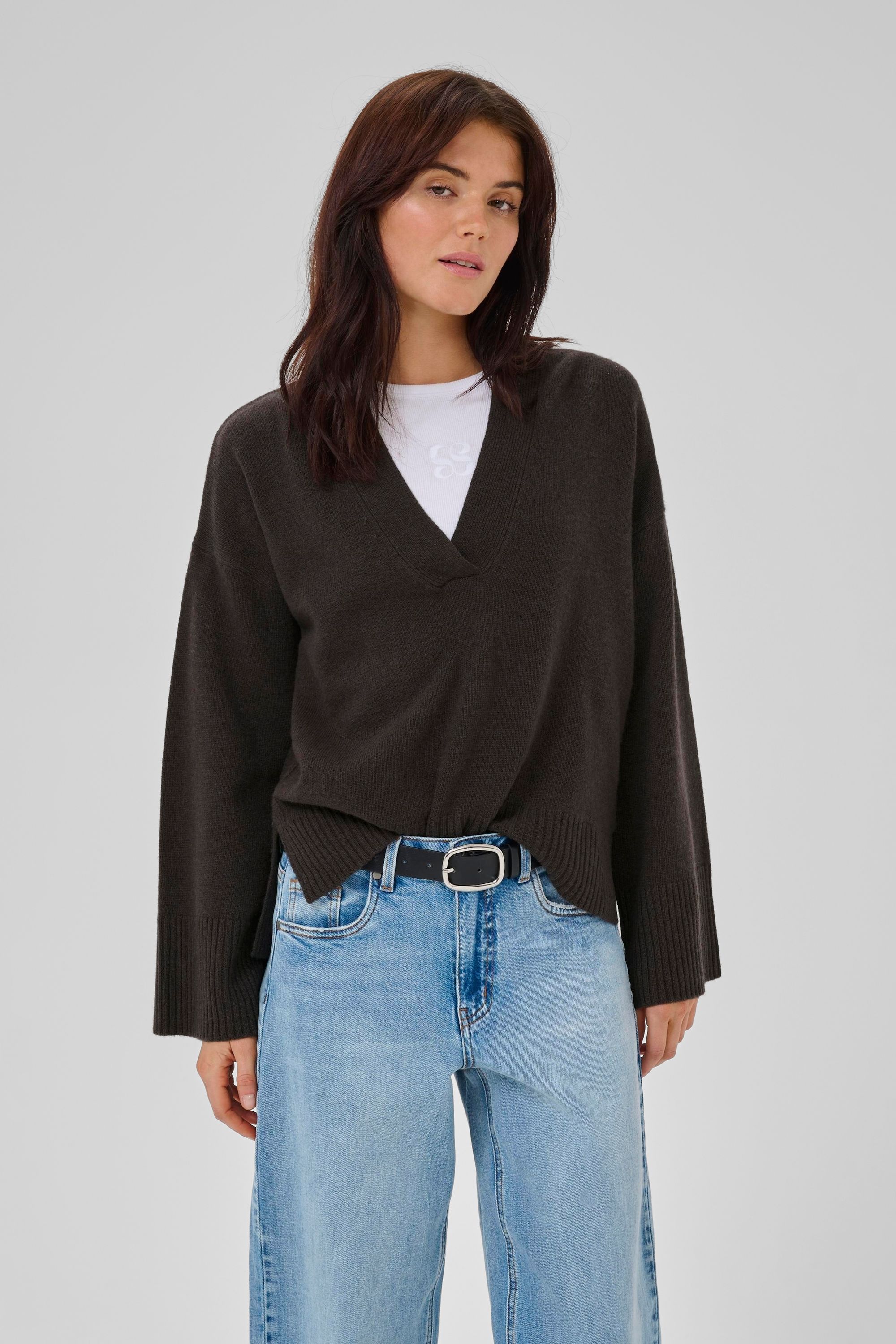 MY ESSENTIAL WARDROBE TRUI