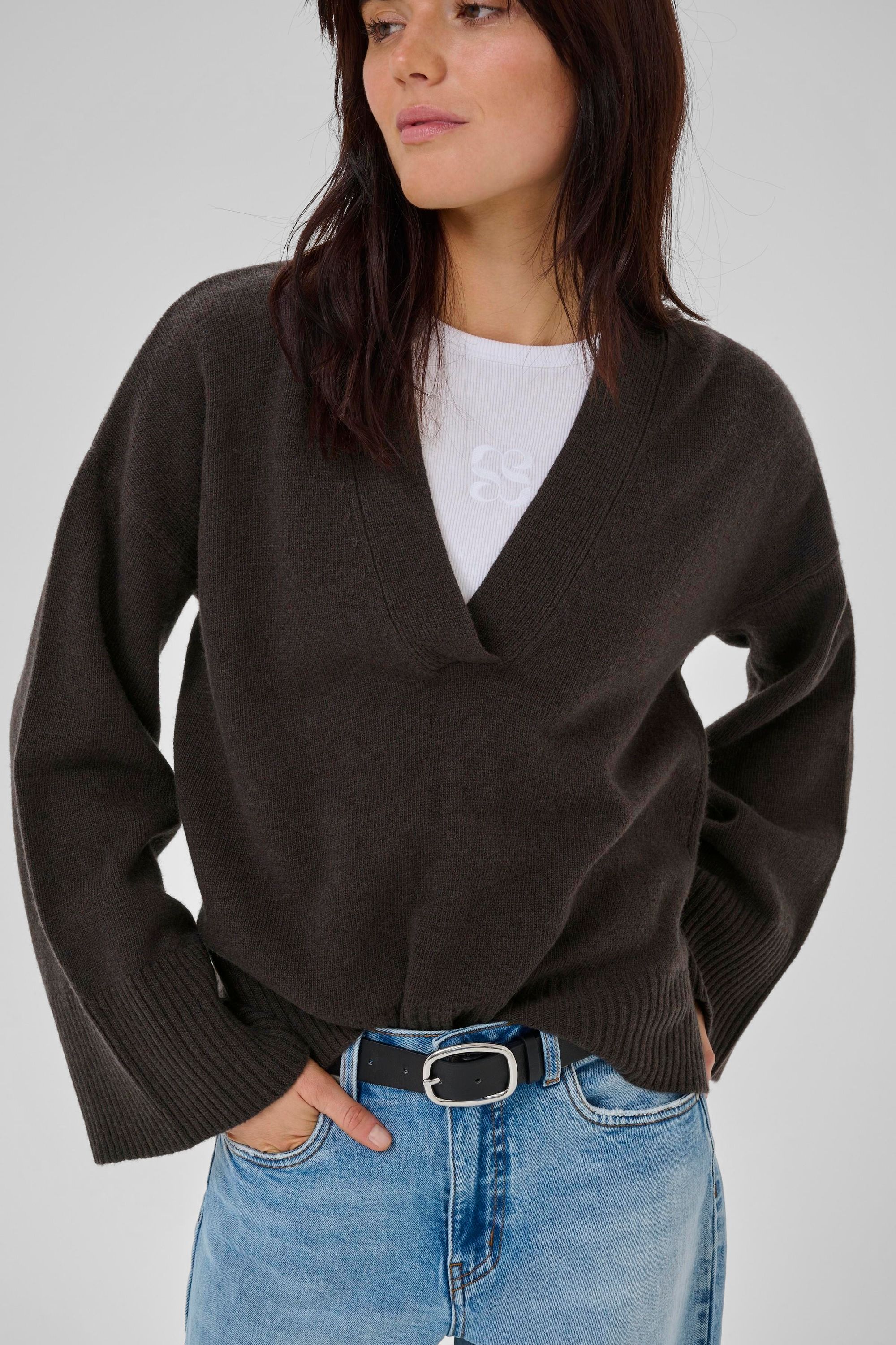 MY ESSENTIAL WARDROBE TRUI