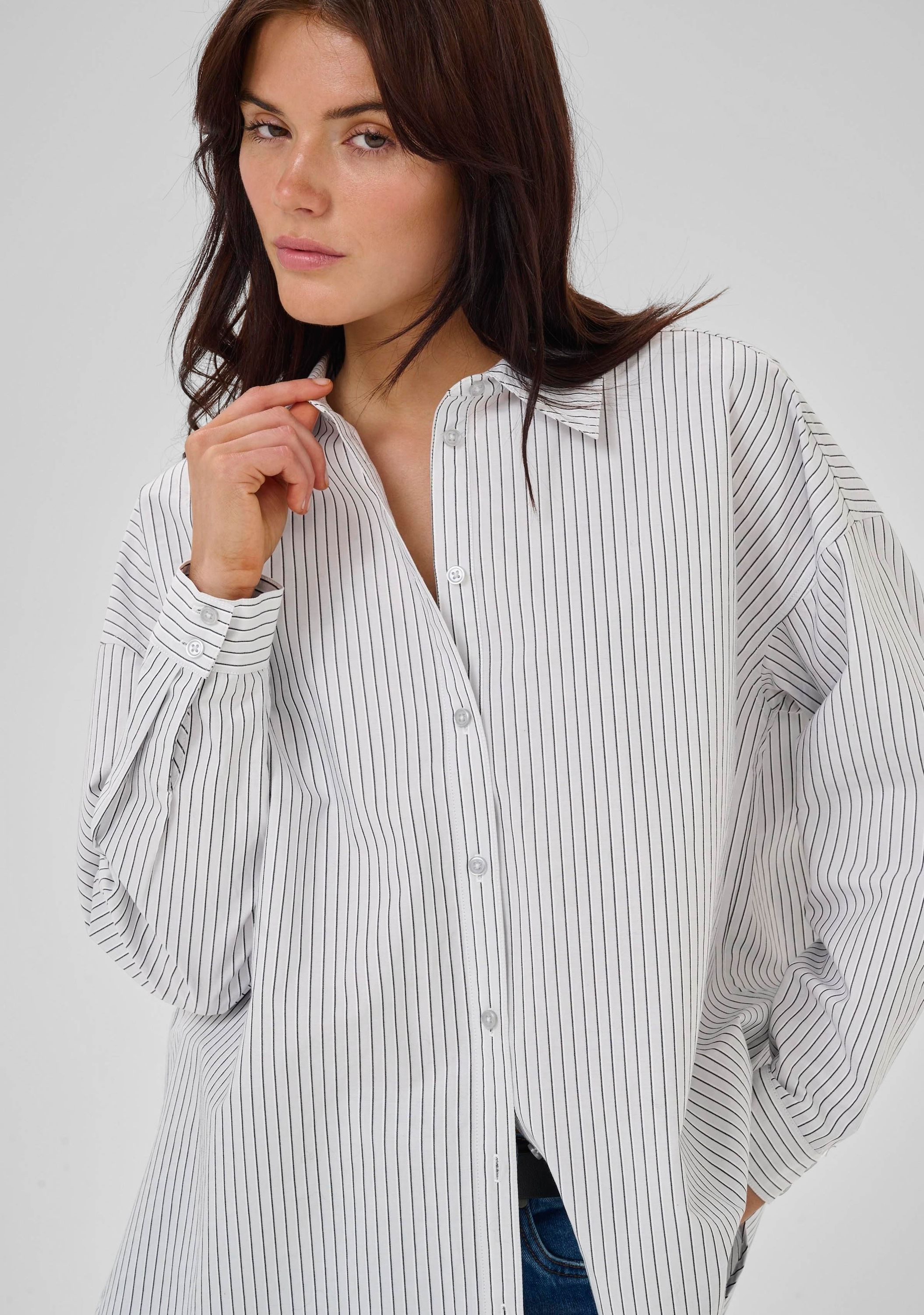 MY ESSENTIAL WARDROBE BLOUSE