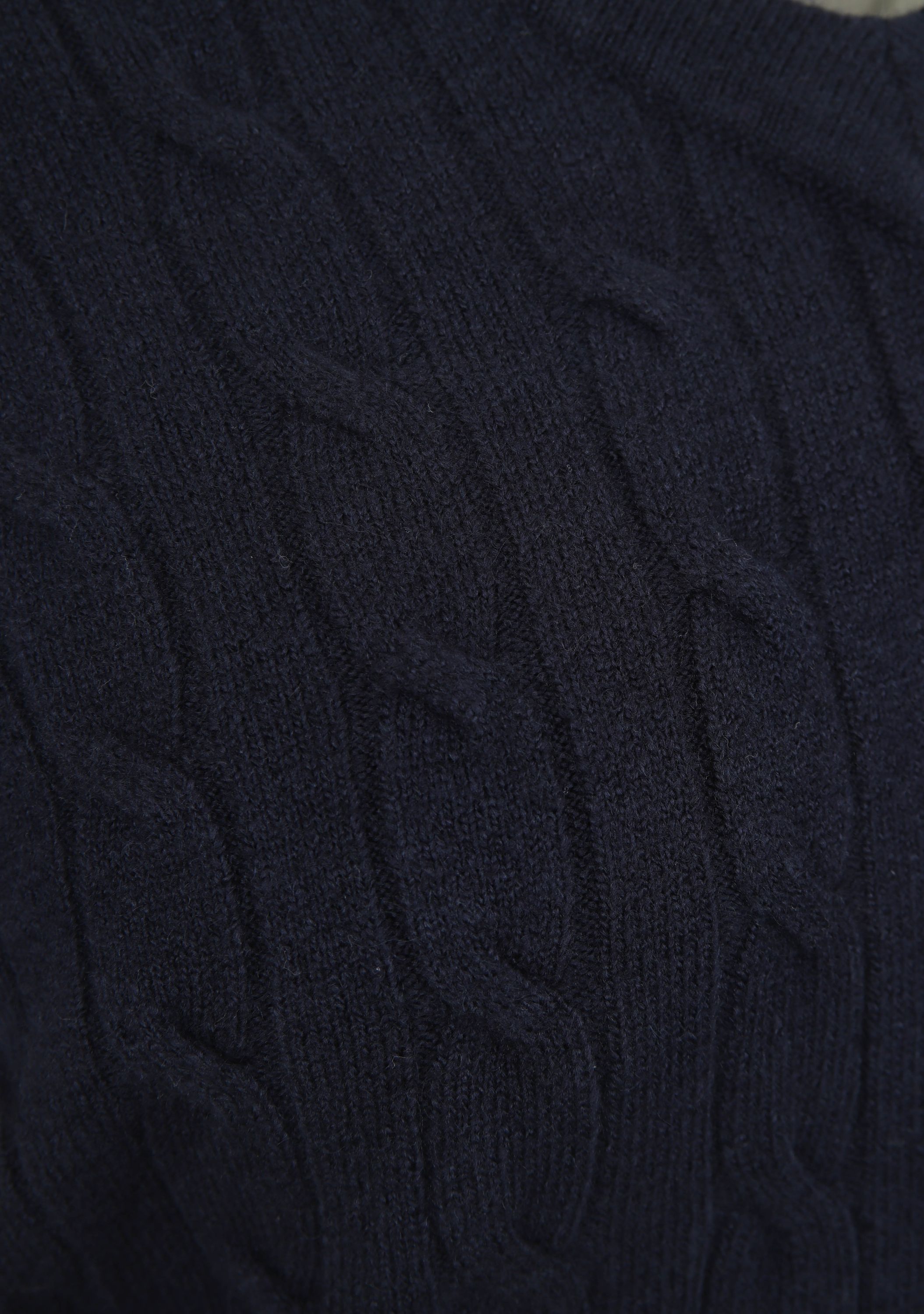 H.V. POLO TRUI