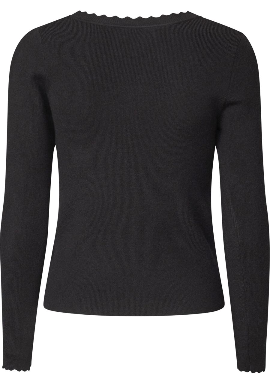 SISTERS POINT SHIRT
