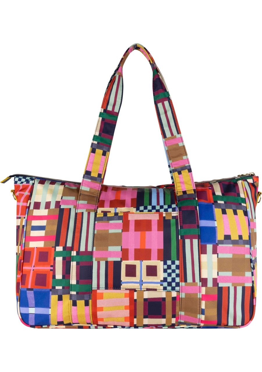 OILILY TAS