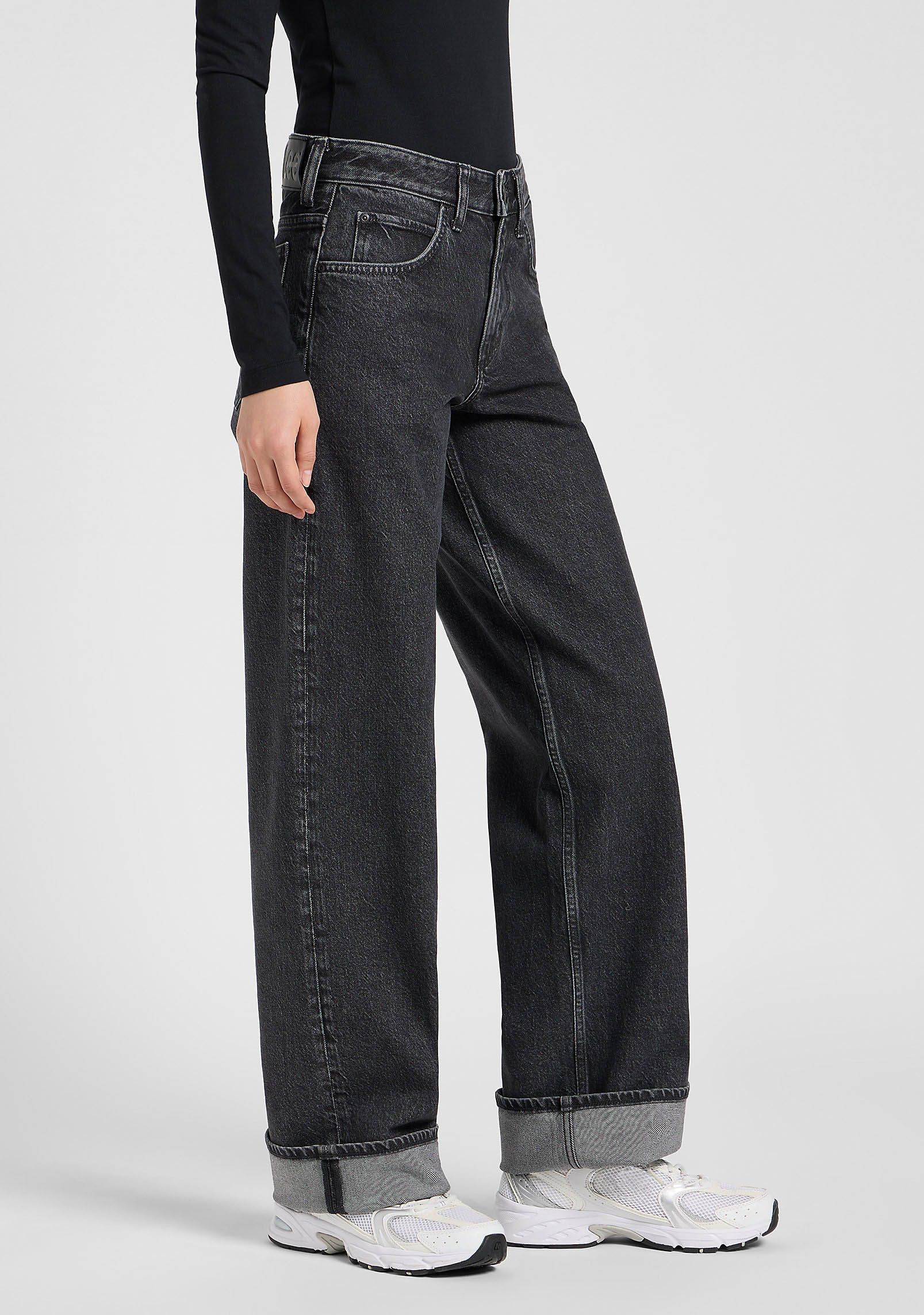 LEE JEANS