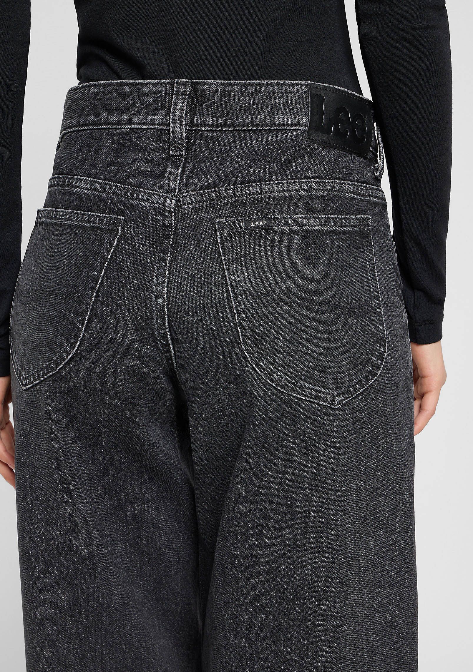 LEE JEANS