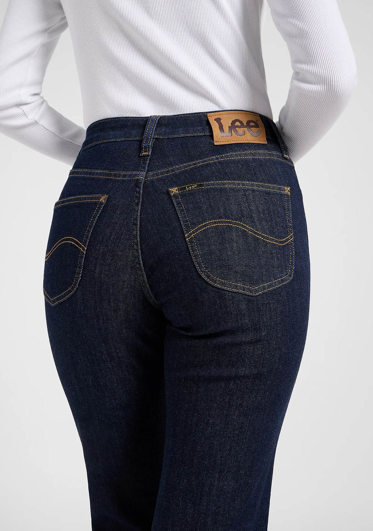 LEE JEANS