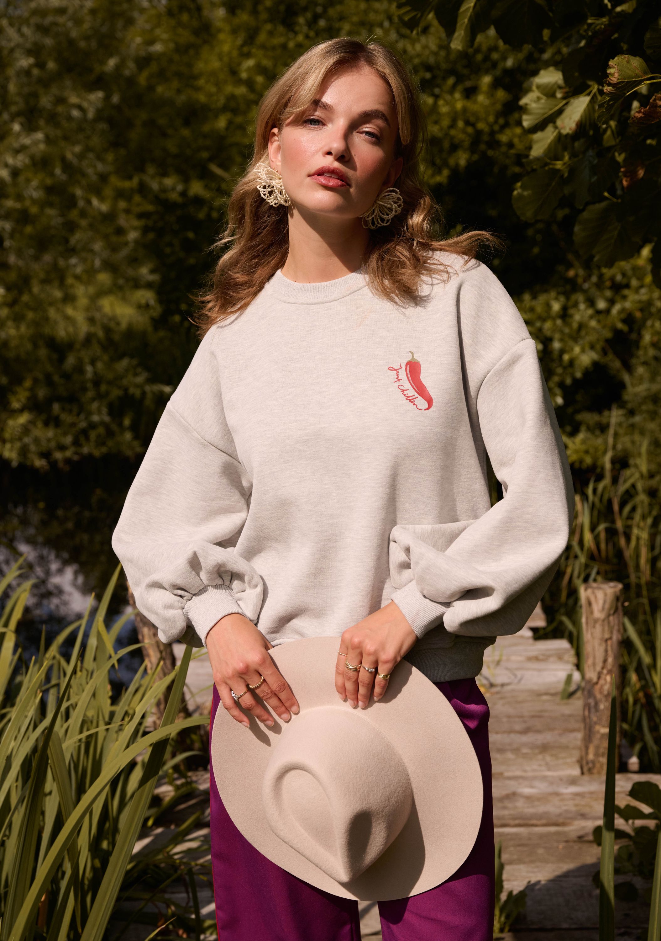 YDENCE SWEATER