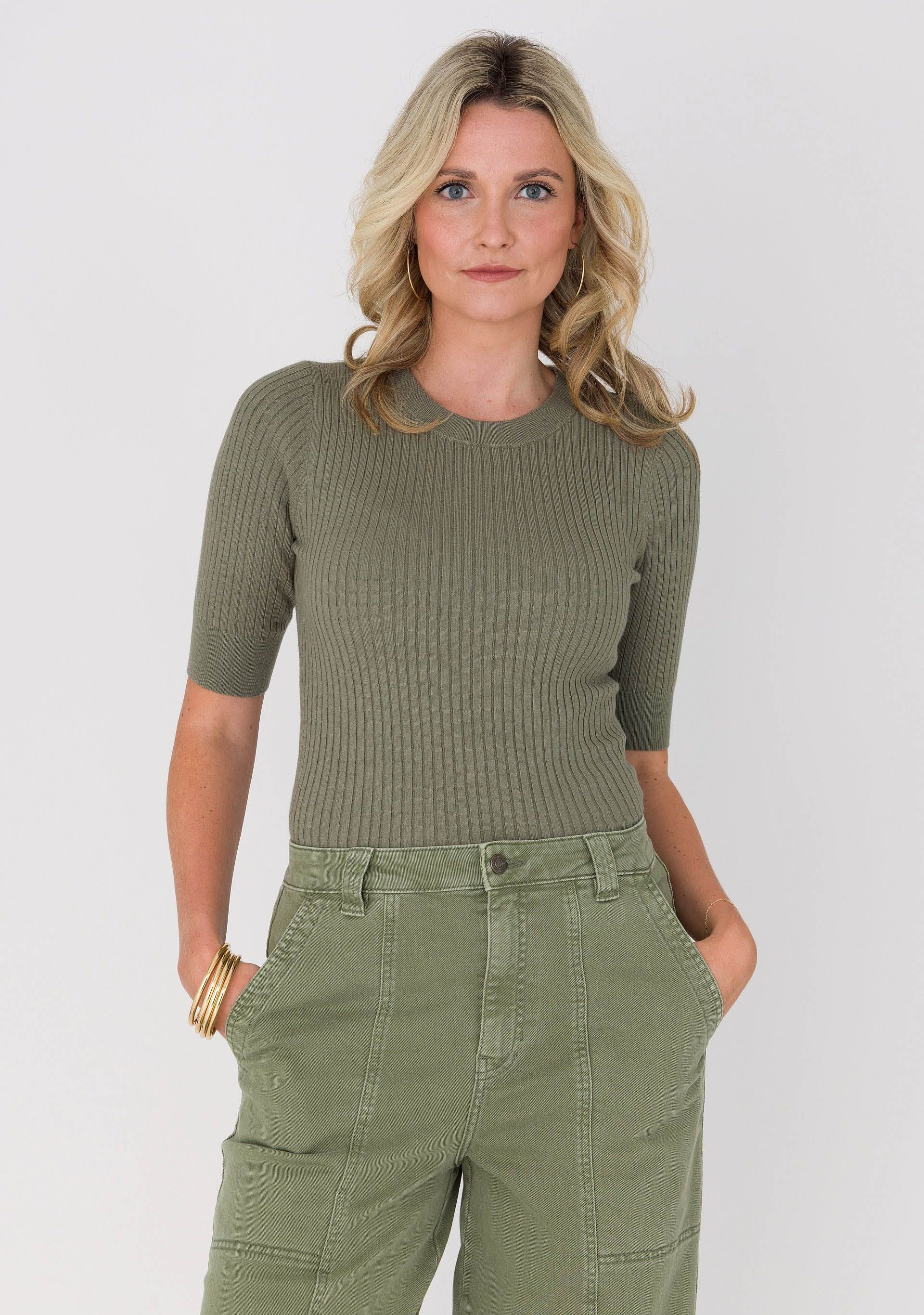 ANNA VAN TOOR TRUI KORTE MOUW