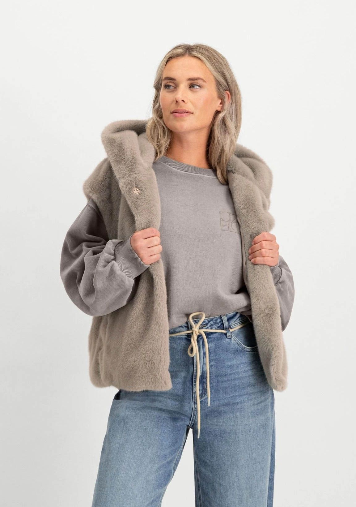 CIRCLE OF TRUST GILET
